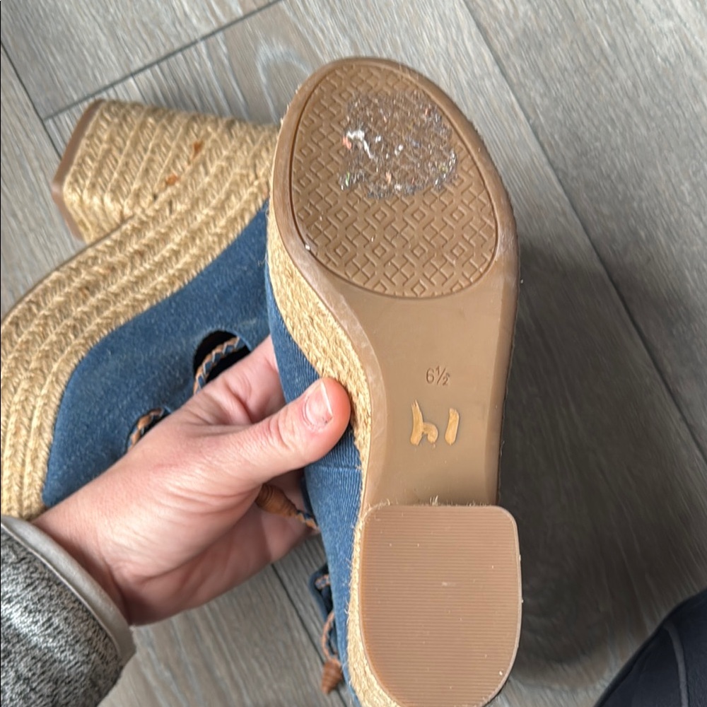 Tory Burch Blue and Brown Wedge Sandals with Lace-Up Design - Picture 9 of 10